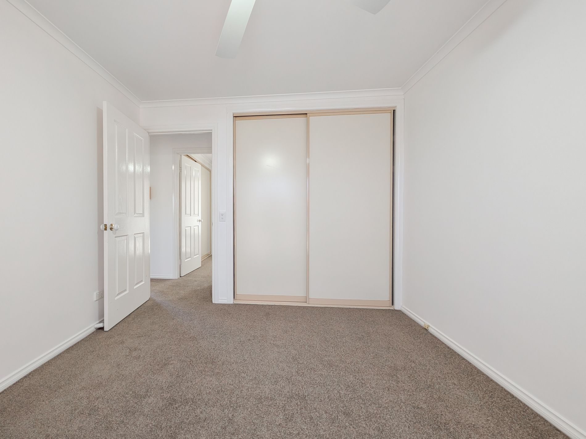 15 / 5 Parnee Street, Swan Hill