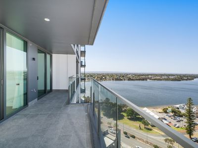 1705 / 3 Kintail Road, Applecross