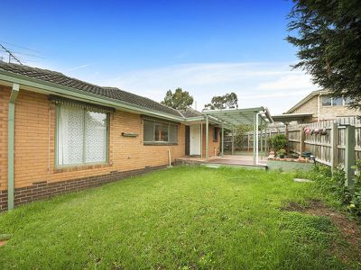 63 Dehnert Street, Doncaster East