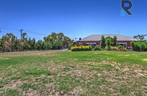 52-54 Bourke Street, Bulla