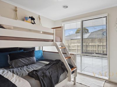 7 Roslyn Street, Somerville