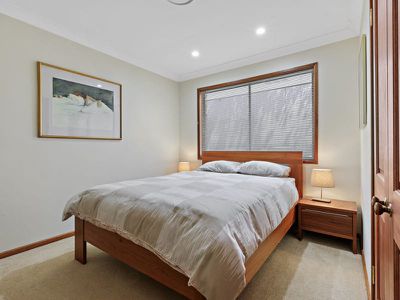 10 Essex Close, Springwood