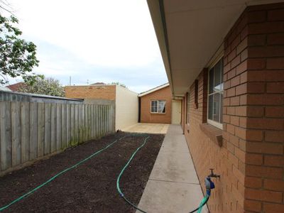 2 / 68 Wilsons Road, Newcomb