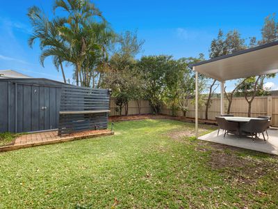 60 Lisson Grove, Wooloowin