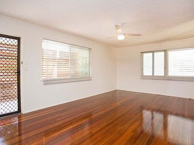 8 Dorien Street, Mount Gravatt East