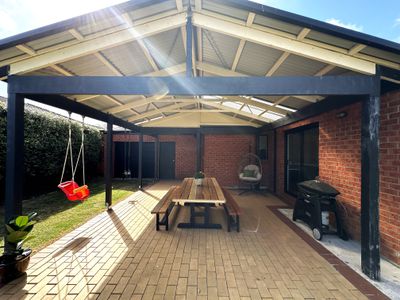 37 Gateway Road, Warrnambool