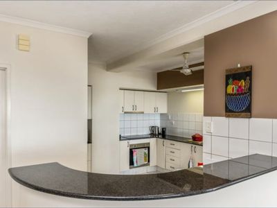 31 / 24 Harry Chan Avenue, Darwin City