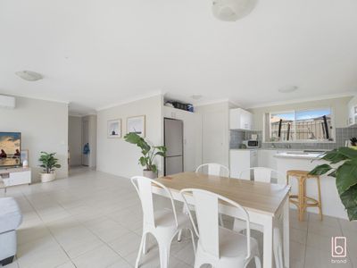 24 / 14 Lomandra Terrace, Hamlyn Terrace