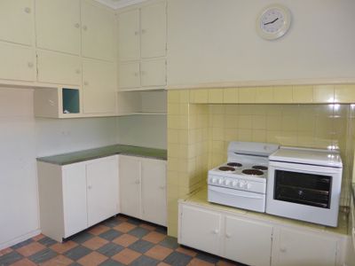 25 Vines Road, Hamlyn Heights