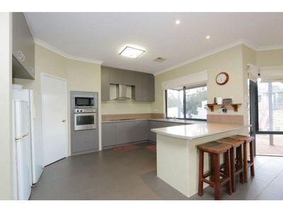 3 Bangap Place, Oakford