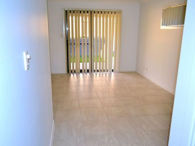 49 Freedom Crescent, South Ripley