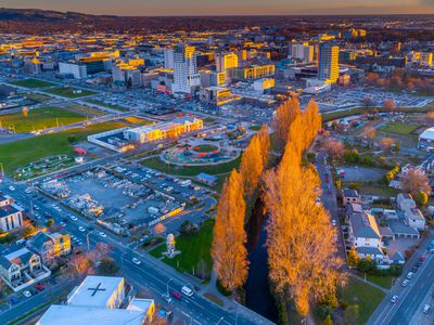 5 / 182 Chester Street East, City Centre