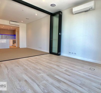 Unit E2 804 / 13 Wentworth Place, Wentworth Point