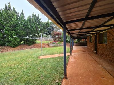 10 Nolan Drive, Kingaroy