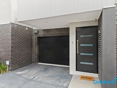 2 / 110 Blyth Street, Brunswick