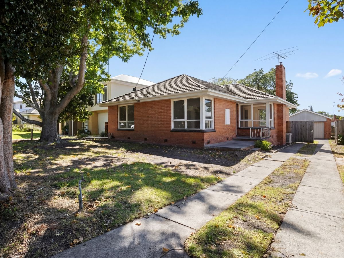 22 Glenelg Ave, Frankston