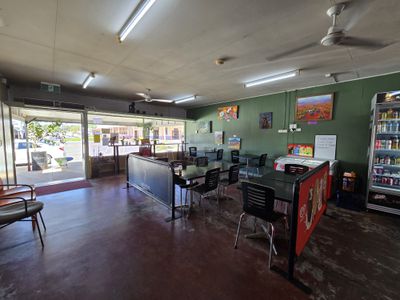 25 English Street, Malanda