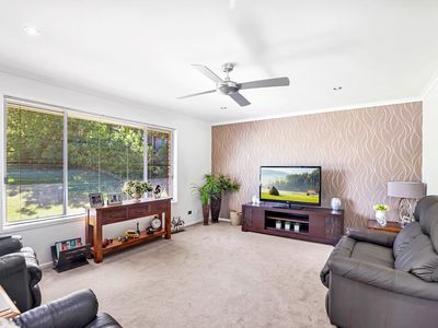 4 Dollarbird Drive, Pomona