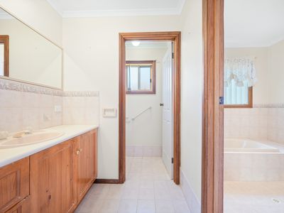 8 Heathfield Way, Mount Gambier