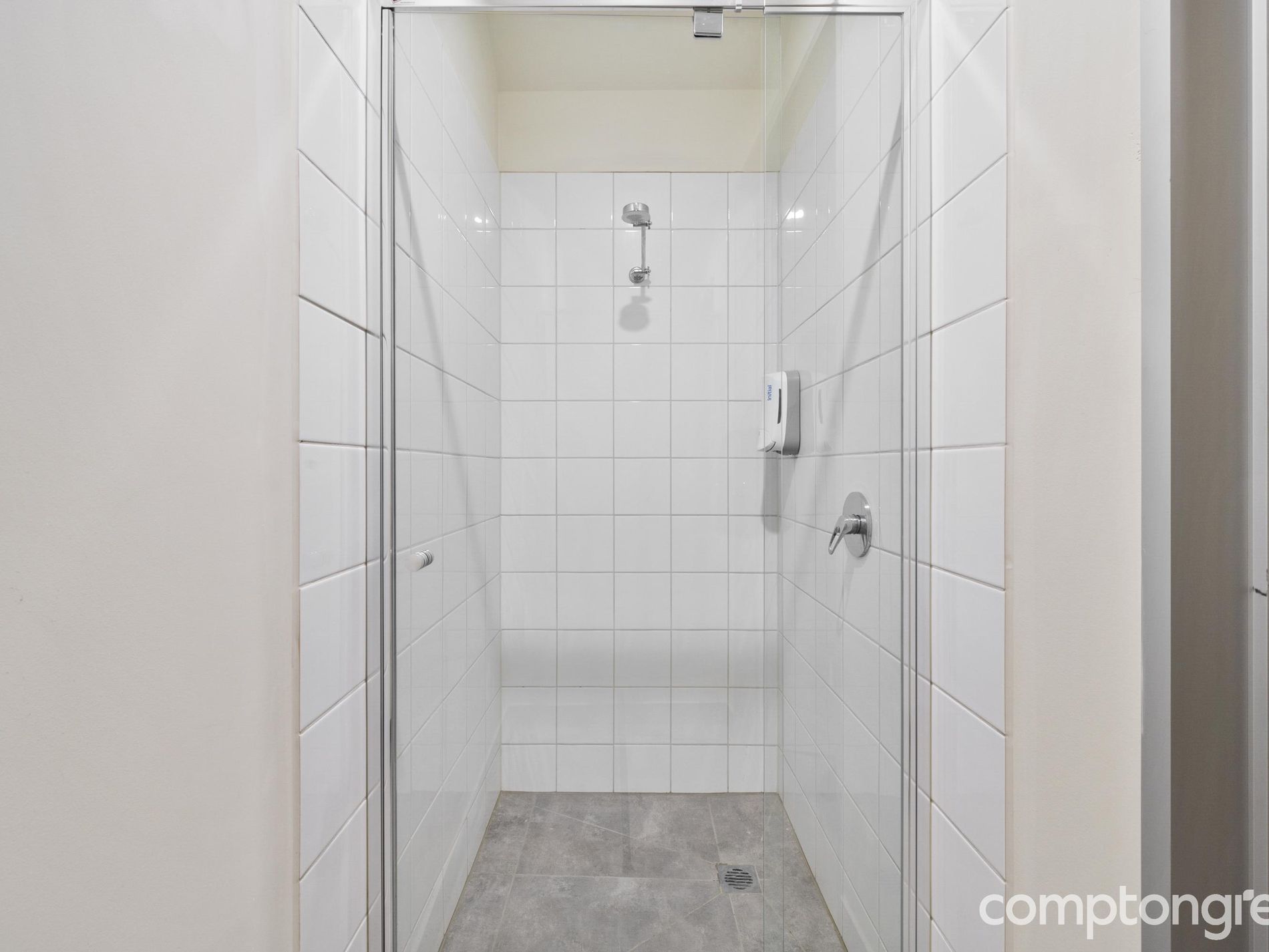 21 Radnor Drive, Deer Park