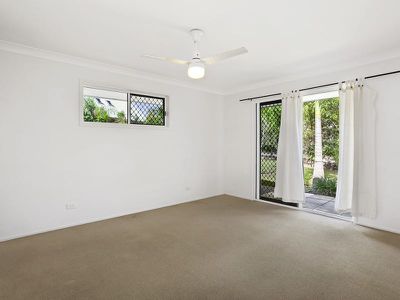 10 Flame Tree Drive, Tewantin
