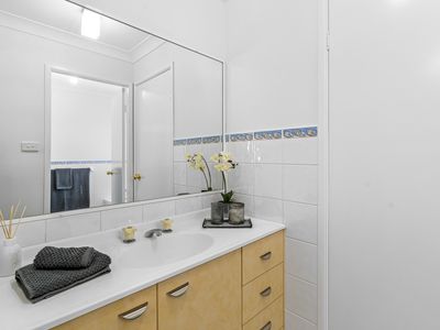 25A Montrose Street, Mannering Park