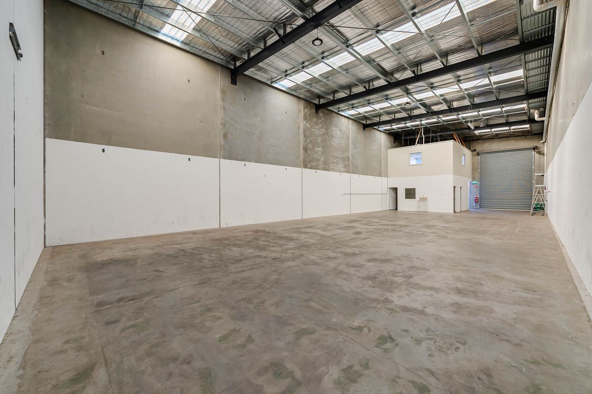 24 Drake Boulevard, Altona