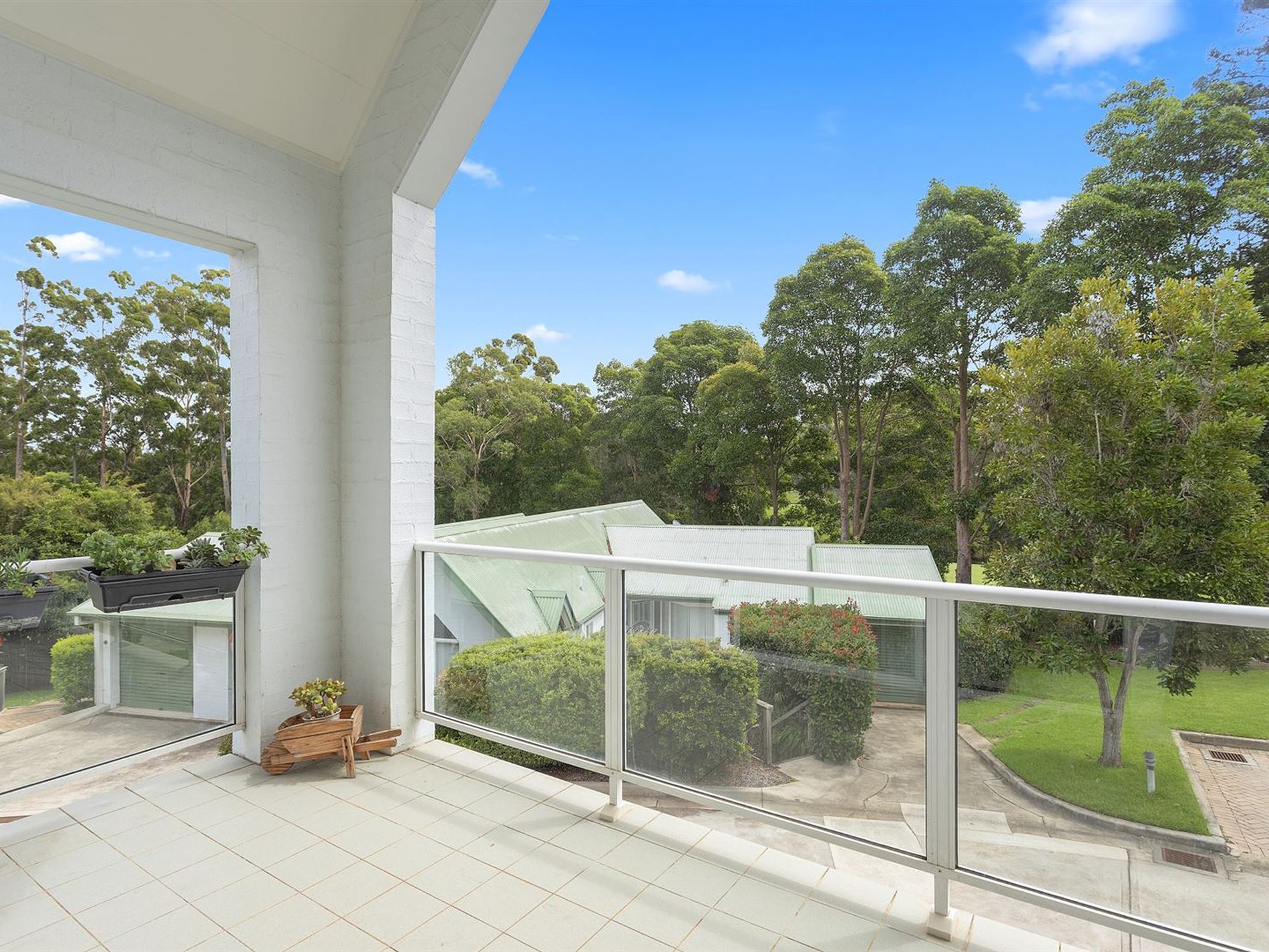 9 / 13 Augusta Place, Mollymook