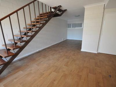 10 / 24 Traine Crescent, South Hedland
