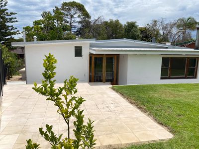 84 Safety Bay Rd, Shoalwater