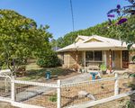 35 Stuart Dr, Woodend