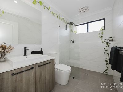 2 Stanton Crescent, Greenwood