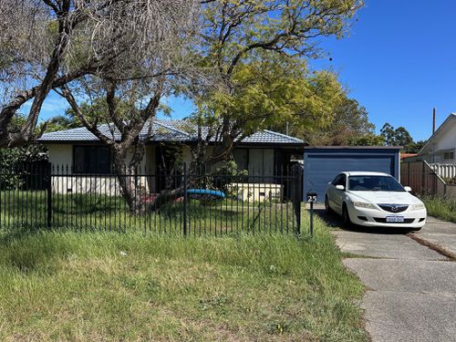 25 Cabarita Road, Armadale