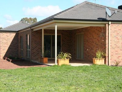 2 Clarendon Close, Strathfieldsaye