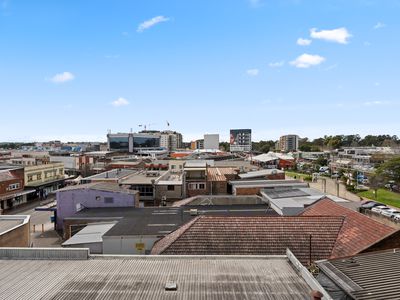 27 / 17-21 The Crescent, Fairfield