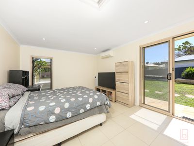 13 Catherine Street, Mannering Park