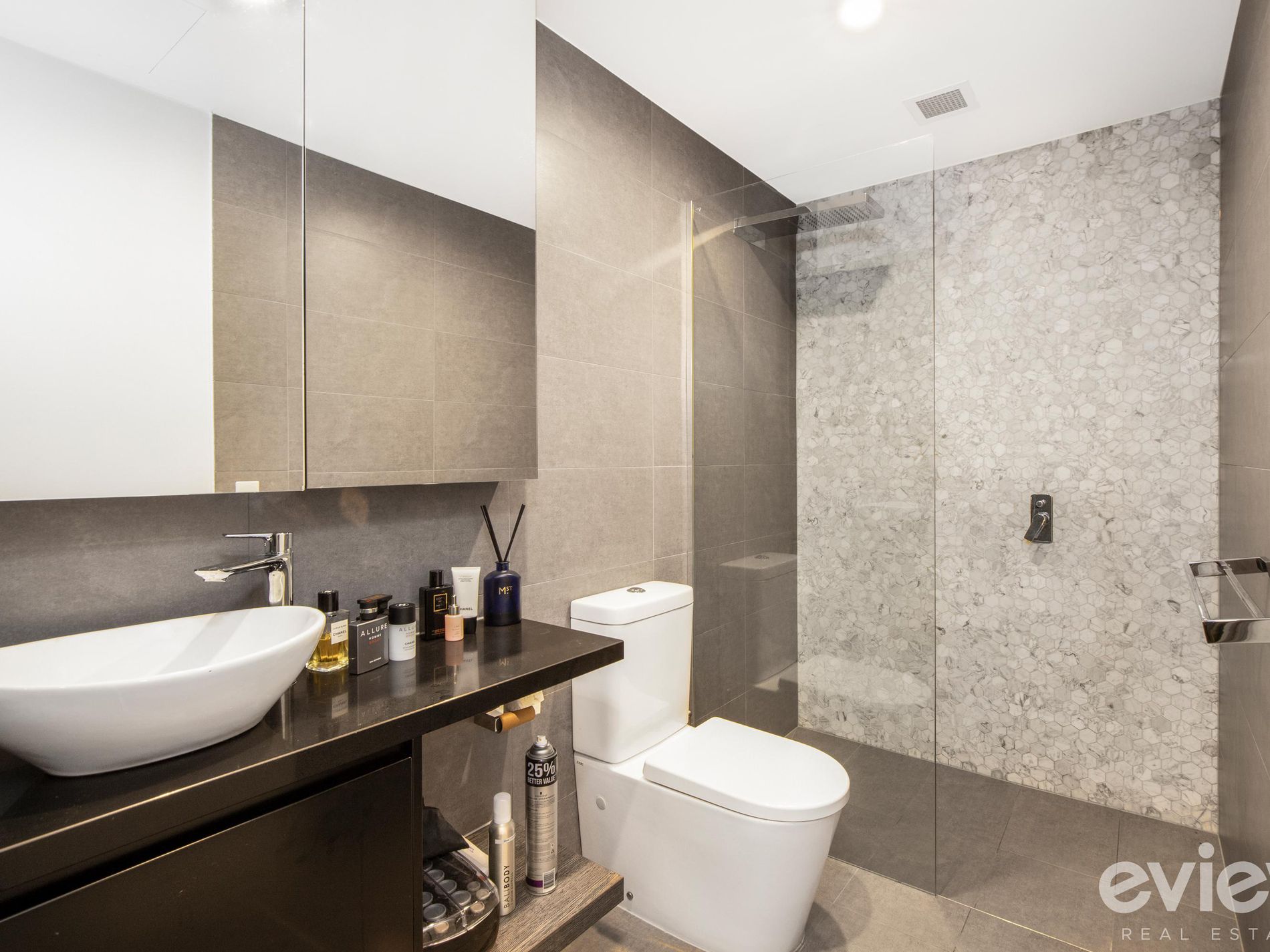 1 / 24 Mavho Street, Bentleigh