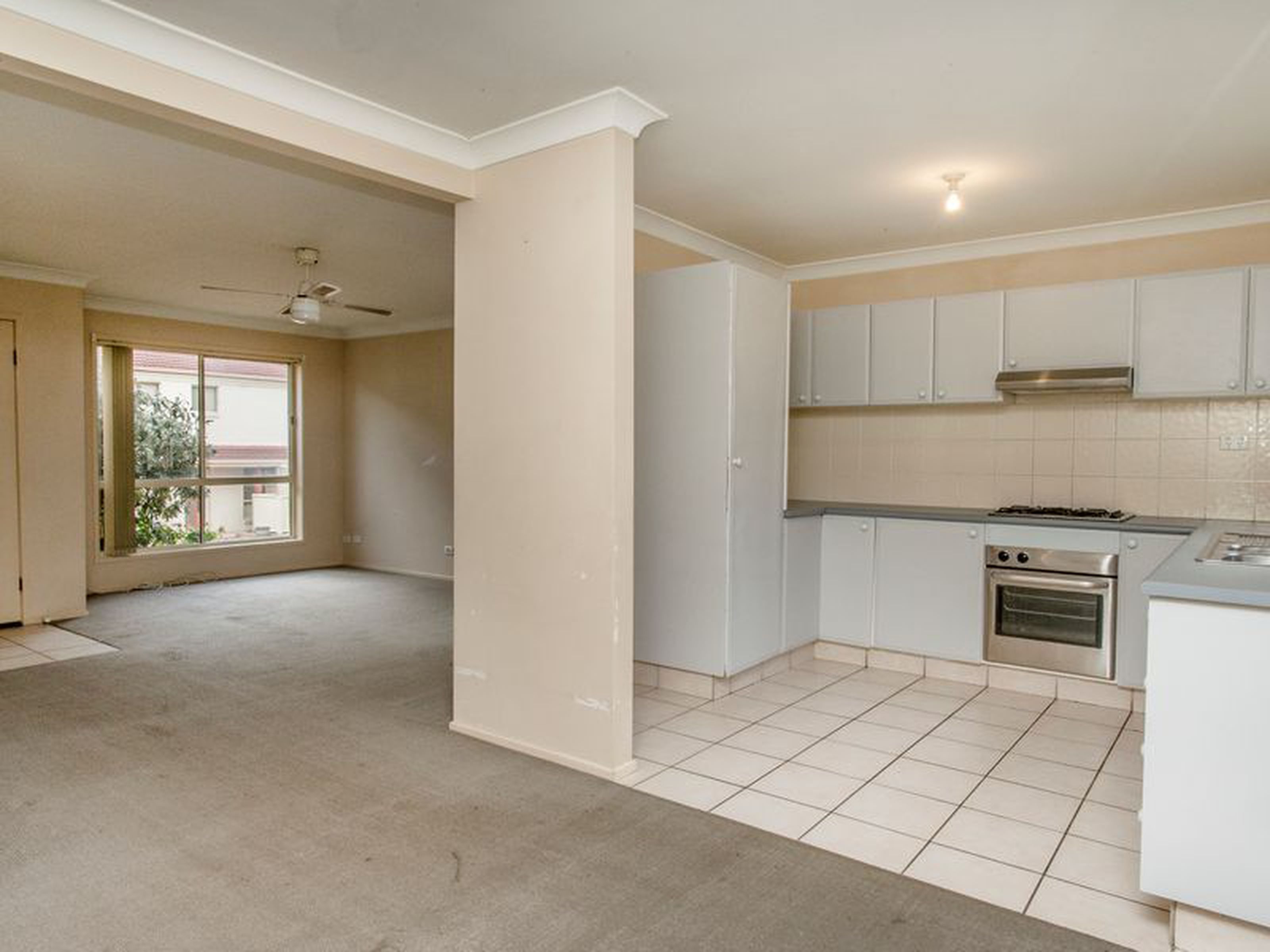 3 / 24-28 Robert Street, PENRITH