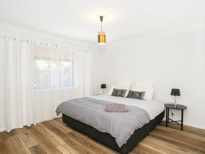 30 Bangalow Street, Narrawallee