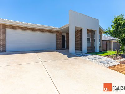 4 Cartledge Street, Casey