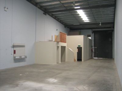 Unit 3 / 3/23 Durgadin Drive, Albion Park Rail