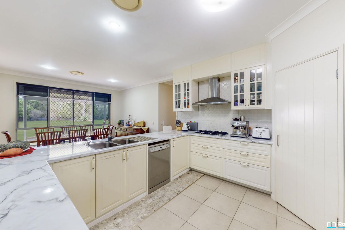 73 Edington Drive, Cooroibah