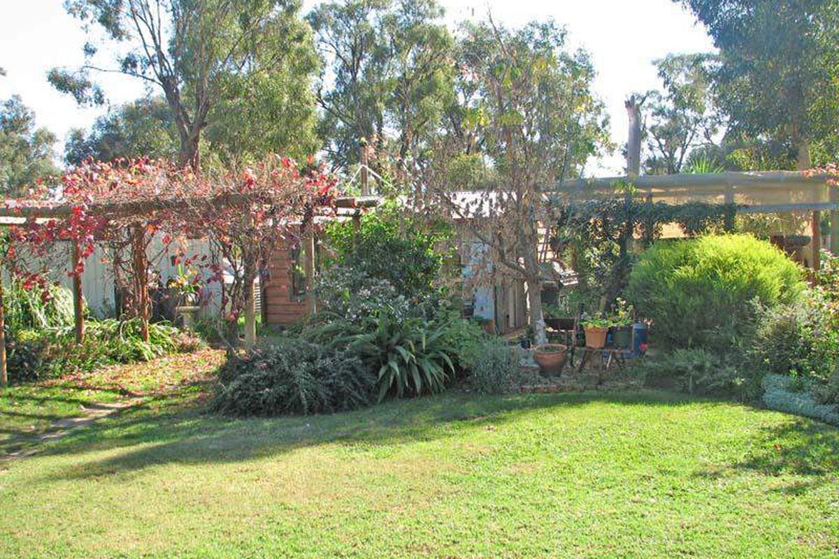 2460 Echuca Mooroopna Road, St Germains