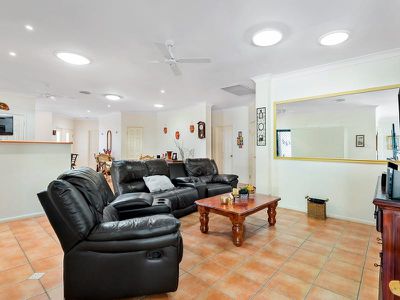 21 Santa Cruz Place, Forest Lake