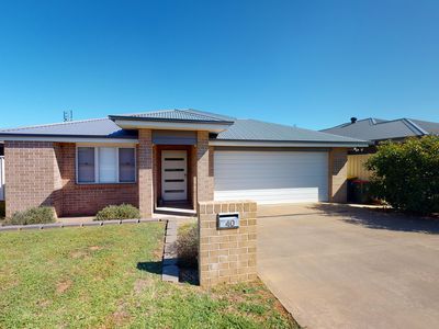 40 Keswick Parkway, Dubbo