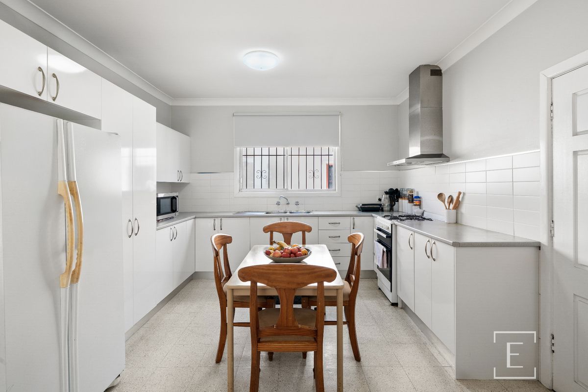 5 Flora Street, Roselands