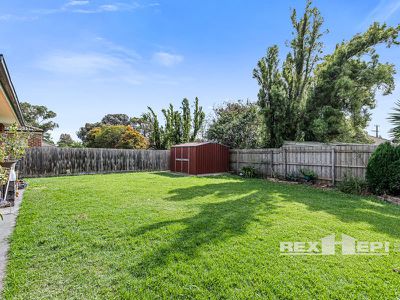 36 Strabane Way, Hampton Park