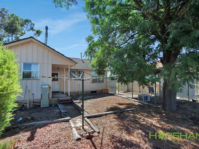 2 Bleakley Street, Horsham