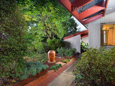 2 OPAL COURT, Wodonga