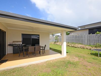 11 PARKLANDS BLVD, Wondunna